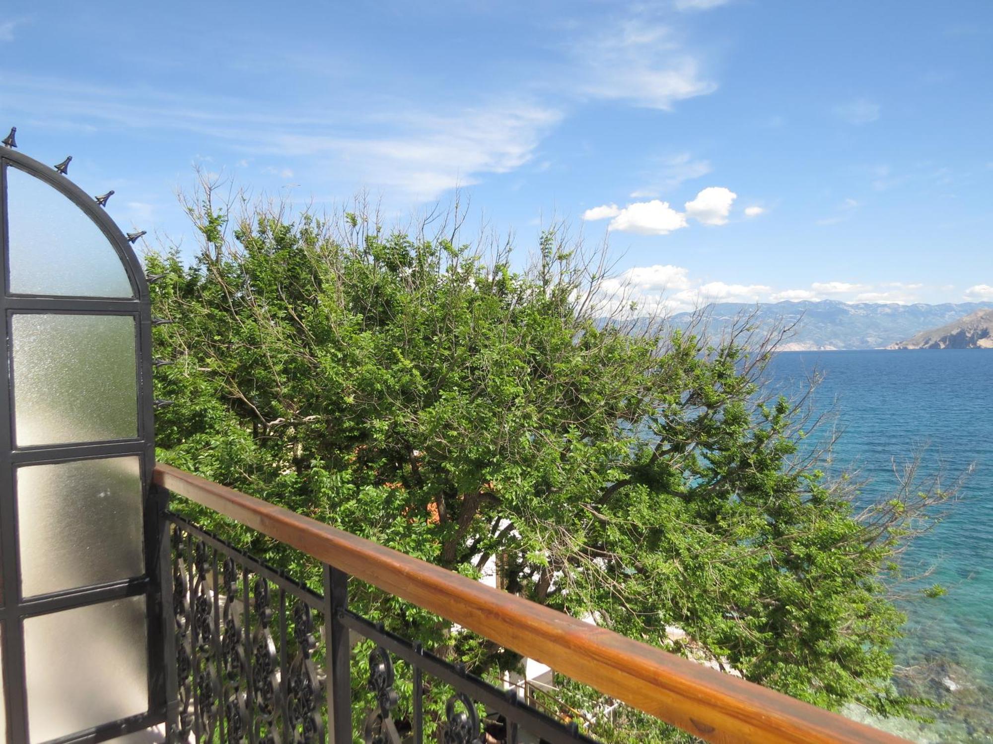 Apartments Authentic Baska 1 Pokój zdjęcie